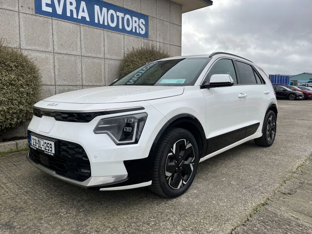 Image for 2023 Kia Niro EV K4 ELECTRIC 64KWH //MASSIVE SPEC//LEATHER ELECTRIC HEATED AND COOLED SEATS//HEAD UP DISPLAY//REVERSE CAMERA//SAT NAV//