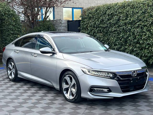 Image for 2020 Honda Accord 2.0 HYBRID ** HUGE SPEC ** // OPENING SUNROOF // LEATHER HEATED SEATS // HEADS-UP DISPLAY