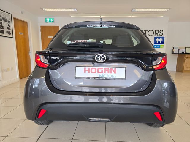 Image for 2022 Toyota Yaris 1.0 Luna New Generation