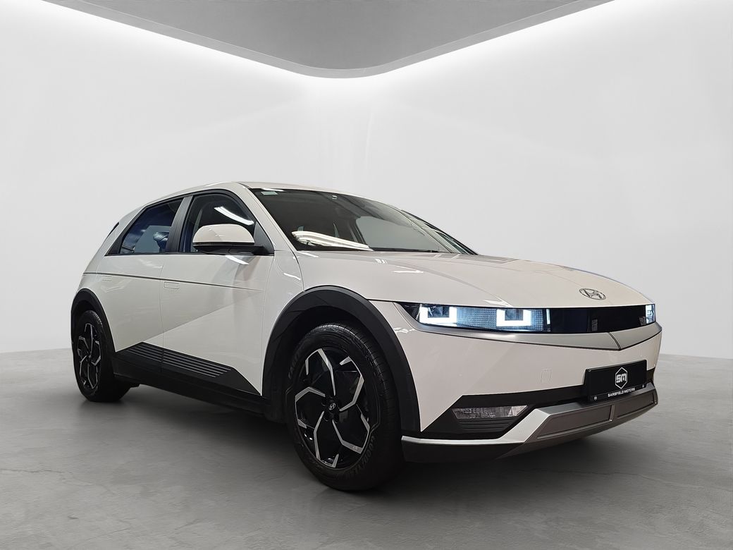 Image for 2023 Hyundai Ioniq 5 EXECUTIVE 58KWH . HUGE SPEC. FINANCE ARRANGED. SIMI. AA APPROVED.
