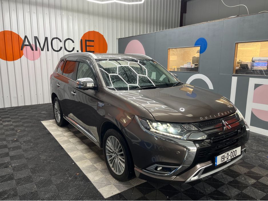 Image for 2019 Mitsubishi Outlander €22950 2019 MITSUBISHI OUTLANDER PHEV G 2.4 AUTOMATIC / CRUISE CONTROL / 360° PARKING CAMERA / ELECTRIC HEATED SEATS / HEATED STEERING WHEEL