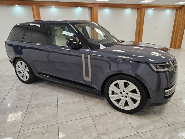 Image for 2025 Land Rover Range Rover HSE MODEL 