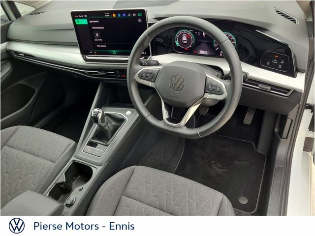 Image for 2025 Volkswagen Golf GOLF LAUNCH EDITION 1.5 TSI 115HP