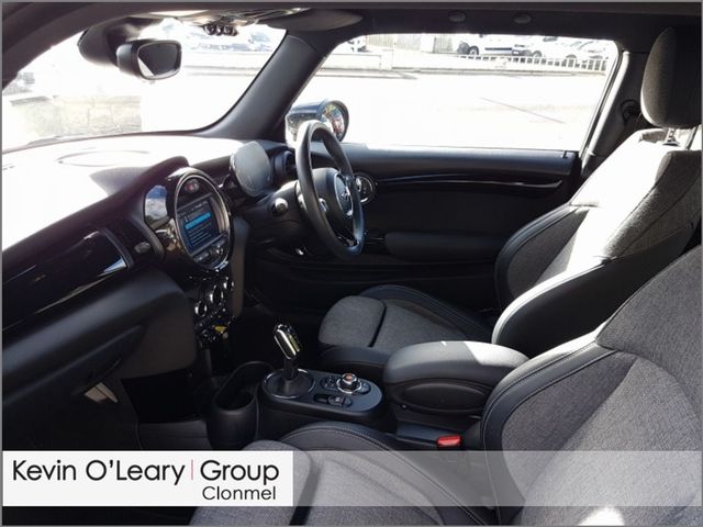 Image for 2020 Mini Cooper Cooper Classic Auto