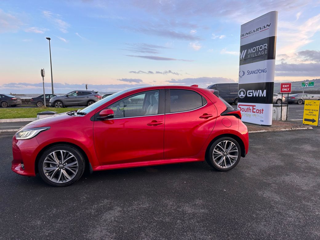 Image for 2022 Toyota Yaris 1.5 Hybrid Platinum 4DR