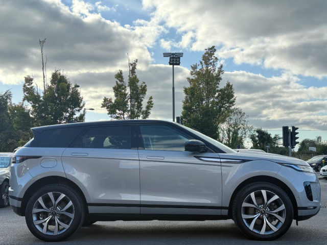 Image for 2021 Land Rover Range Rover Evoque 1.5 PHEV 300BHP AUTO *LOW KMS*