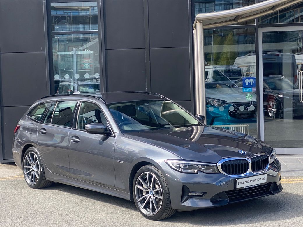 Image for 2022 BMW 3 Series Touring 330e Sport Pro Auto (PHEV)