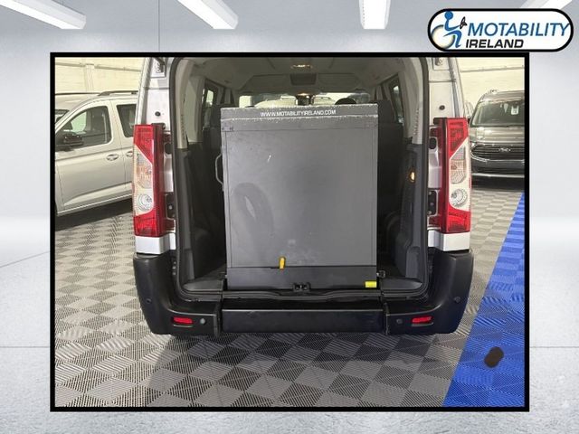 Image for 2014 Citroen Dispatch Wheelchair Accessible