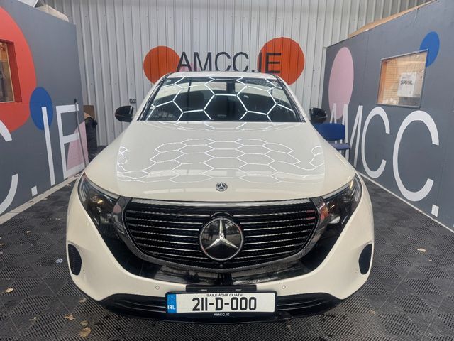 Image for 2021 Mercedes-Benz EQC 2021 MERCEDES-BENZ EQC 400 4WD 4MATIC AUTOMATIC / CRUISE CONTROL / PARKING CAMERA / ELECTRIC MEMORY & HEATED SEATS / PADDLE SHIFTERS / AMBIENT LIGHTS / PANORAMIC SUNROOF/ APPLE CARPLAY AND MORE