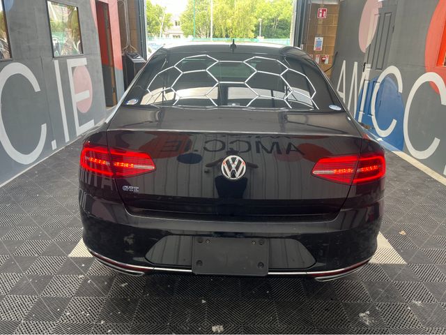 Image for 2016 Volkswagen Passat PASSAT GTE 1.4 PETROL HYBRID / 54k KMs / HEATED SEATS , REVERSE CAMERA , ADAPTIVE CRUISE & MORE