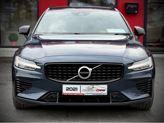 Image for 2021 Volvo V60 RECHARGE T6 R-DESIGN AWD // HIGH SPEC // 336 BHP // SAME DAY FINANCE // PLUG IN HYBIRD