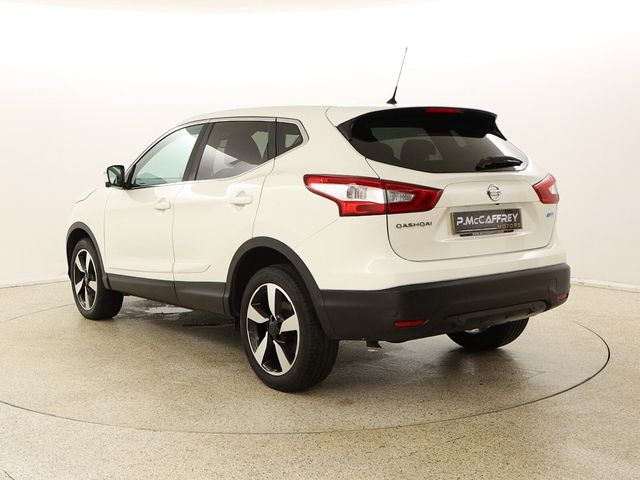 Image for 2016 Nissan Qashqai 