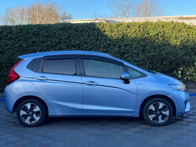 Image for 2016 Honda Fit F-PACKAGE 1.5 HYBRID // SERVICE HISTORY // REVERSE CAMERA // DIGITAL CLIMATE CONTROL