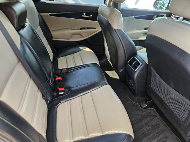 Image for 2016 Kia Sorento Platinum Awd