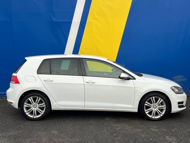 Image for 2013 Volkswagen Golf HIGHLINE 1.4 TSI // 17" ALLOYS // REVERSE CAMERA // DUAL ZONE CLIMATE CONTROL