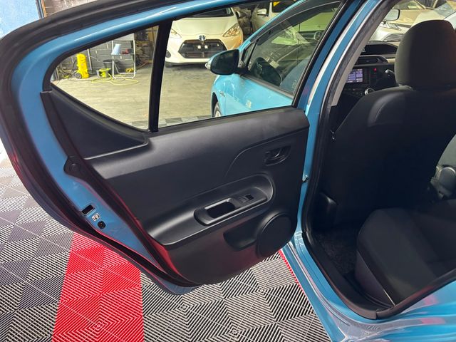 Image for 2017 Toyota Aqua 