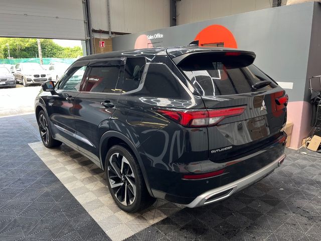 Image for 2022 Mitsubishi Outlander 2022 MITSUBISHI OUTLANDER PHEV P 2.4 AUTOMATIC / CRUISE CONTROL / 360 CAMERA / ELECTRIC MEMORY & HEATED SEATS / PADDLE SHIFTERS / PANORAMIC SUNROOF / 7 SEATS OPTION / HEATED STEERING WHEEL AND MORE