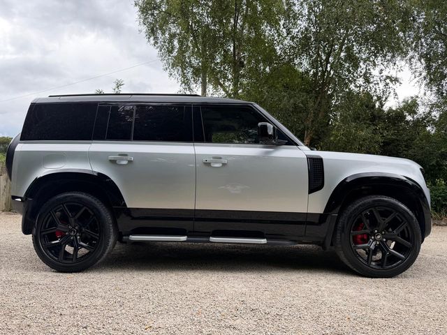 Image for 2021 Land Rover Defender 110 3.0 D HARD TOP SE 3 SEAT COMMERCIAL 