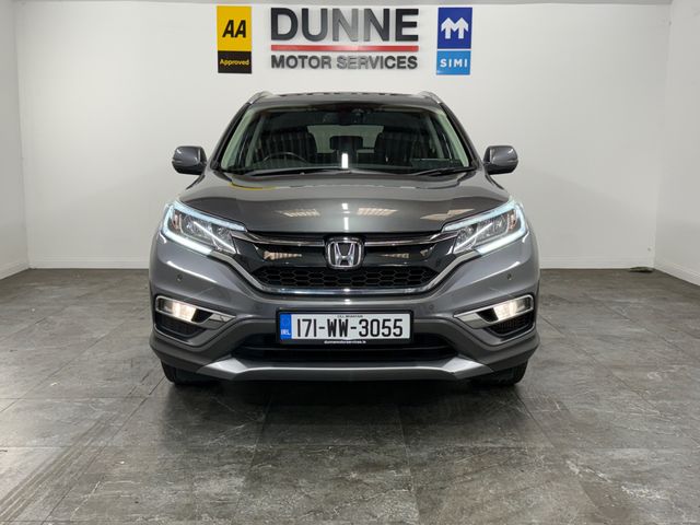 Image for 2017 Honda CR-V **SE PLUS MODEL **MULTI DRIVE MODE **TOUCHSCREEN RADIO **MULTI FUNCTION STEERING WHEEL **ECO MODE **FRONT AND REAR PARKING SENSORS **REVERSING CAMERA **DUAL DIGITAL CLIMATE CONTROL **CRUISE CONTROL **