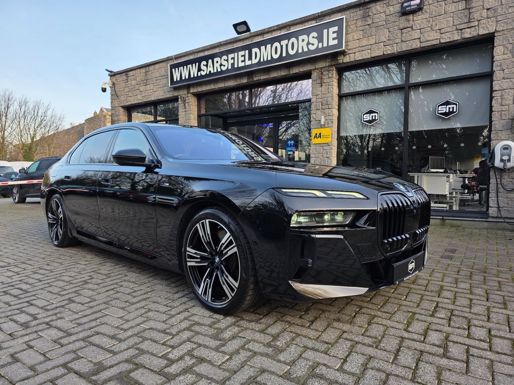 Image for 2024 BMW i7 EDRIVE 50 M-SPORT 449 BHP. HUGE SPEC. FINANCE ARRANGED. SIMI. AA APPROVED.