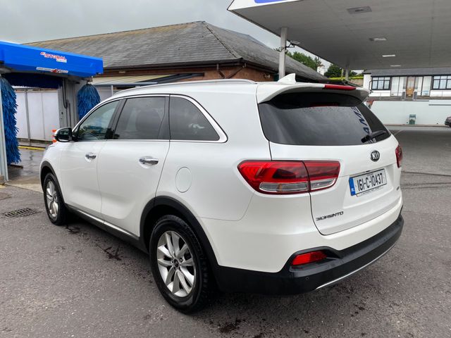 Image for 2016 Kia Sorento Platinum 4X2 2.2 Diesel