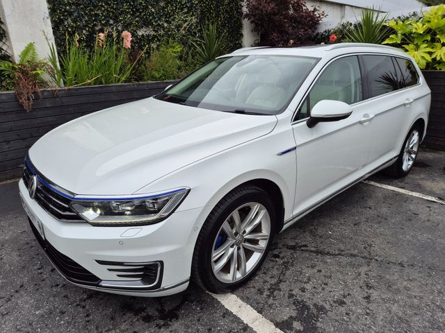 Image for 2017 Volkswagen Passat GTE 1.4 PHEV / ADVANCE WITH PAN ROOF / TAX €170 