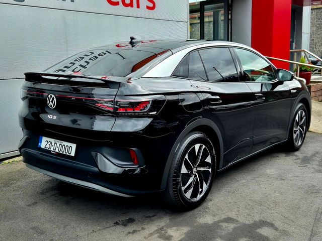 Image for 2023 Volkswagen ID.5 Style Pro 77kwh, Panoramic Roof, 19" Alloys, CarPlay, Camera, Climate Control - First Registered in July 2023 - Trade in Price €30, 999