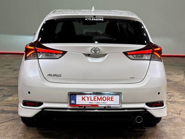 Image for 2017 Toyota Auris 1.8 HYBRID G PACKAGE - FACTORY ALLOYS - CRUISE CONTROL - HEATED SEATS - REAR CAMERA
