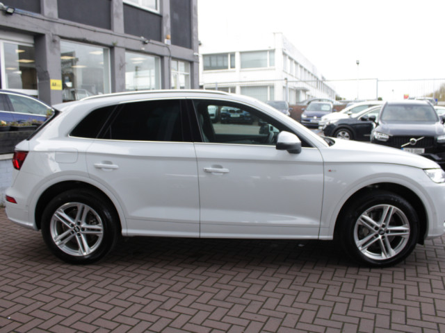 Image for 2020 Audi Q5 2.0TDI 150BHP S-LINE EDITION QUATTRO 5DR ESTATE AUTO // 1 OWNER WITH ONLY 42, 000 KM'S // BUY WITH CONFIDENCE AA AND SIMI APPROVED DEALER 2026 // FINANCE ARRANGED // ALL TRADE INS WELCOME // 