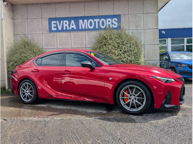 Image for 2023 Lexus IS 300h F SPORT MODE BLACK 3 HYBRID AUTOMATIC 2.5 PETROL //HIGH SPEC//HALF LEATHER ELECTRIC HEATED/COOLED SEATS//HEATED STEERING WHEEL//SUN ROOF//ADAPTIVE CRUISE CONTROL//KEYLESS ENTRY//