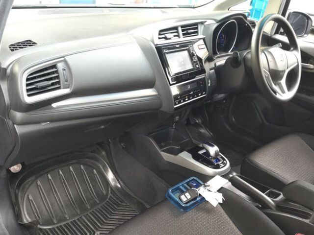 Image for 2013 Honda Fit 1.5 HYBRID AUTO