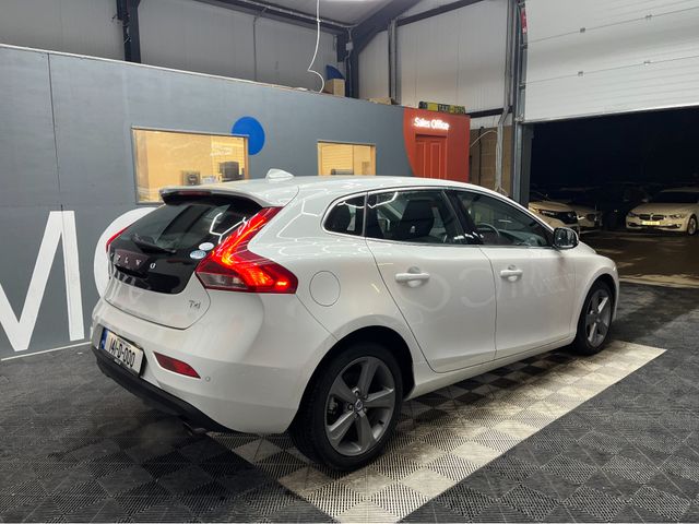 Image for 2014 Volvo V40 €10950! 2014 VOLVO V40 1.6 AUTOMATIC / CRUISE CONTROL / REVERSE CAMERA / ELECTRIC MEMORY & HEATED SEATS