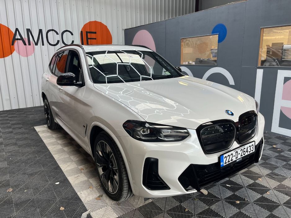 Image for 2022 BMW iX3 2022 BMW IX3 M-SPORT AUTOMATIC / CRUISE CONTROL / PARKING CAMERA / ELECTRIC MEMORY & HEATED SEATS / PANORAMIC SUNROOF / APPLE CARPLAY / AMBIENT LIGHTS AND MORE