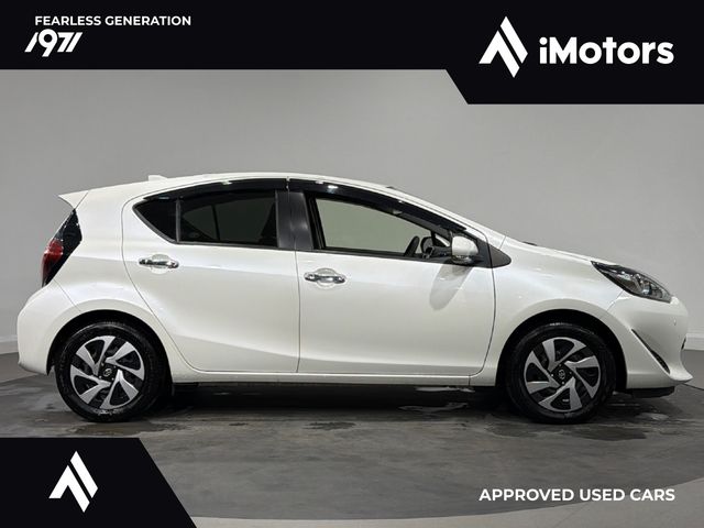 Image for 2021 Toyota Aqua 360 CAMERAS HYBRID AUTOMATIC