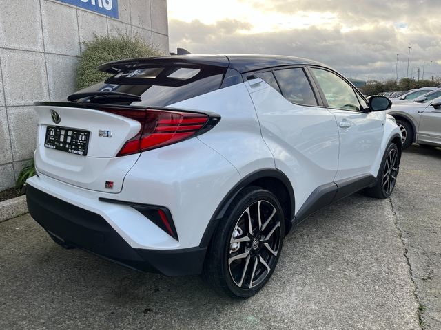 Image for 2023 Toyota C-HR GR AUTOMATIC HYBRID 1.8 PETROL //HALF LEATHER HEATED SEATS//REVERSE CAMERA//KEYLESS ENTRY//