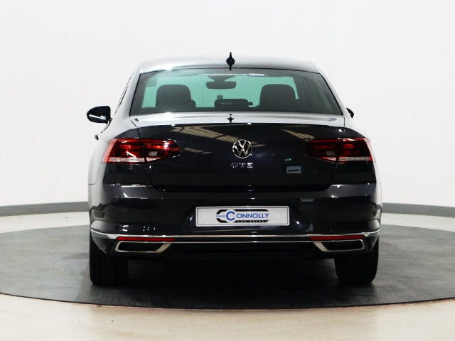 Image for 2021 Volkswagen Passat *8* GTE DSG