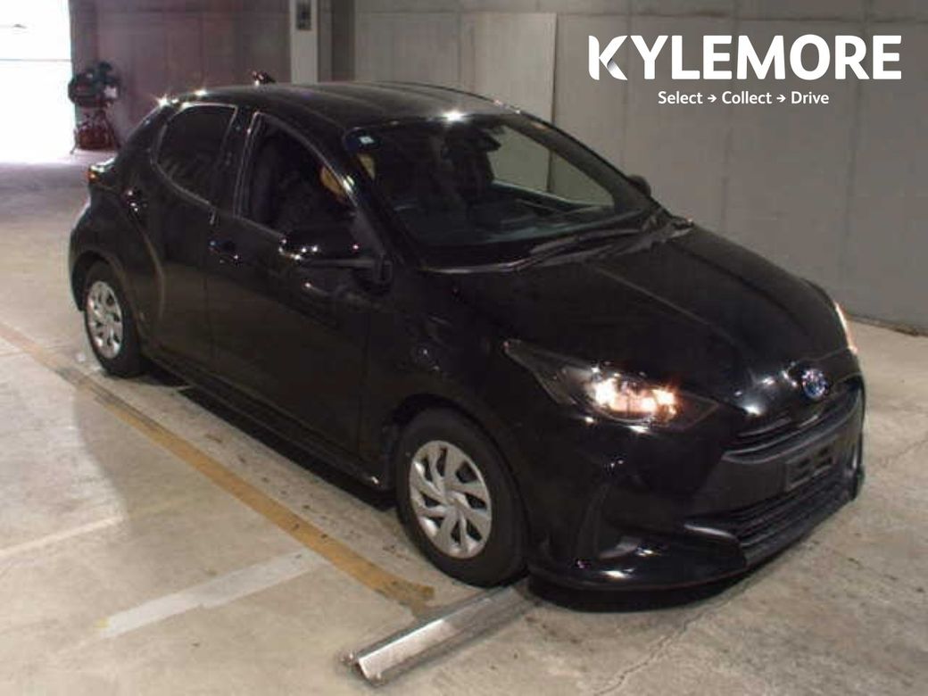 Image for 2023 Toyota Yaris 1.5 HYBRID AUTOMATIC - PUSH BUTTON START/STOP - CRUISE CONTROL - REAR CAMERA