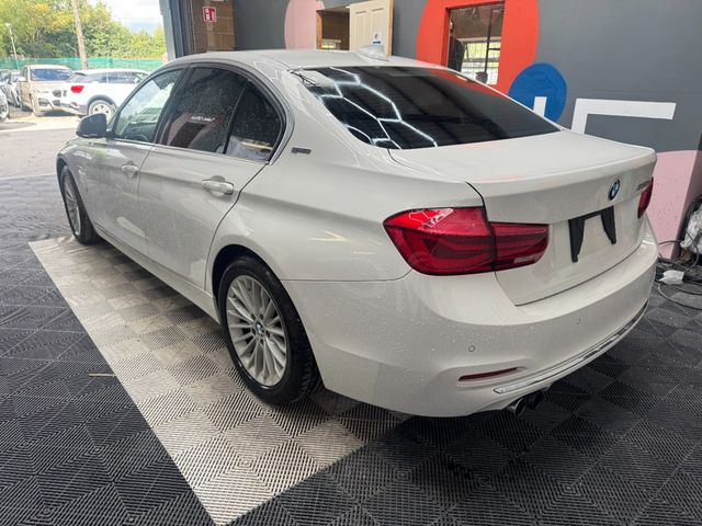 Image for 2017 BMW 3 Series 2017 BMW 3 330E LUXURY IPERFORMANCE AUTOMATIC / CRUISE CONTROL / PARKING CAMERA / ELECTRIC MEMORY & HEATED SEATS / PADDLE SHIFTERS / AMBIENT LIGHTS /