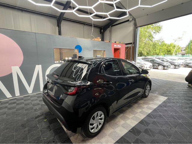 Image for 2021 Toyota Yaris 2021 TOYOTA YARIS X 1.0 AUTOMATIC / REVERSE CAMERA AND MORE