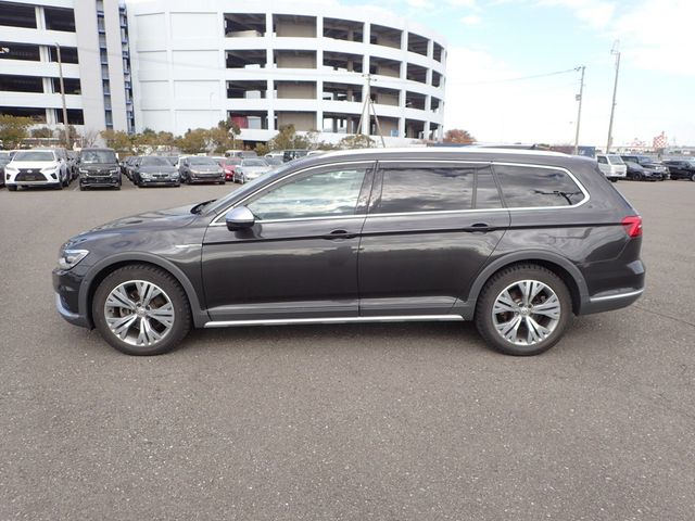 Image for 2018 Volkswagen Passat 2.0 TDI ALLTRACK 4MOTION AWD DIESEL AUTOMATIC // FULL ELECTRIC HEATED VENTILATED LEATHER // WINTER PACK // HEATED STEERING WHEEL // PRIVACY PACK // STUNNING EXAMPLE // AA APPROVED DEALER 2026