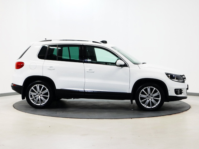 Image for 2016 Volkswagen Tiguan *15* Sport 2.0tdi 110HP M6F 4DR