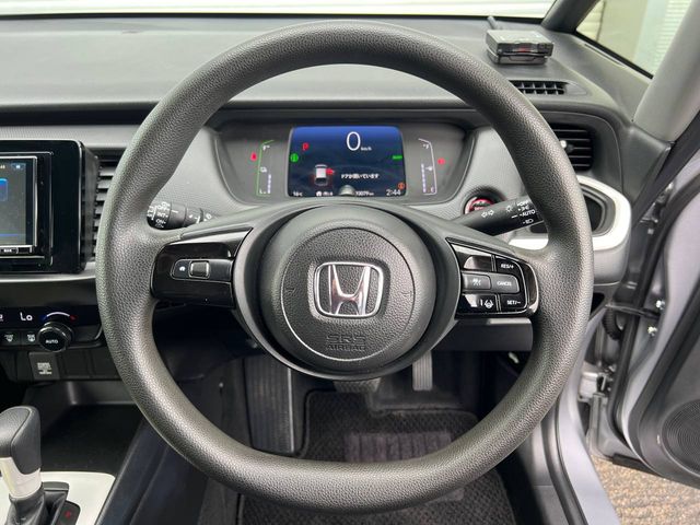 Image for 2023 Honda Fit 1.5 HYBRID // ADAPTIVE CRUISE CONTROL // DIGITAL CLUSTER // REVERSE CAMERA