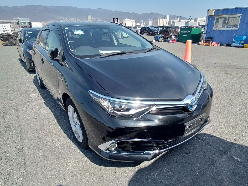 Image for 2017 Toyota Auris Hybrid 