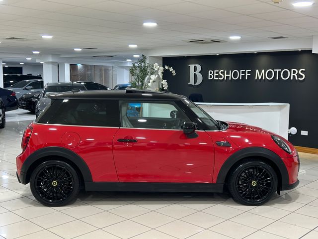 Image for 2022 Mini Hatch COOPER S LEVEL 3=ONLY 11000 MILES//HUGE SPEC//AS NEW=FULL MINI SERVICE HISTORY=TAILORED FINANCE PACKAGES AVAILABLE=TRADE IN’S WELCOME 