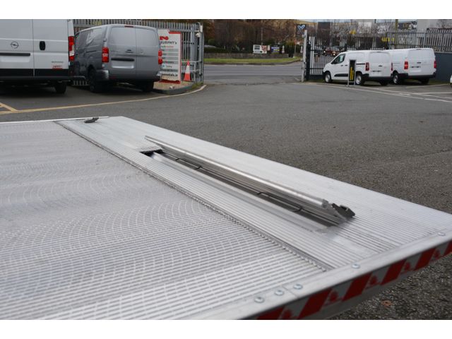 Image for 2025 FUSO Canter 7C15 Box & Lift