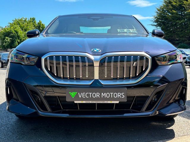 Image for 2024 BMW i5 IVORY LEATHER M-SPORT COMFORT ACCESS HARMAN KARDON