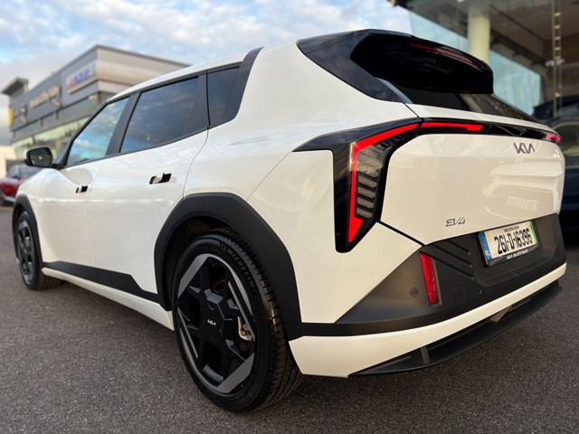 Image for 2026 Kia EV4 Earth K3