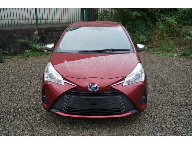 Image for 2017 Toyota Vitz Hybrid 