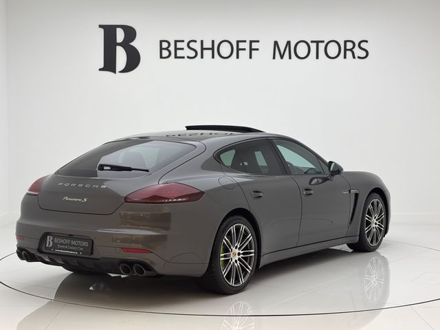 Image for 2016 Porsche Panamera 3.0 S E-HYBRID=HUGE SPEC//LOW MILES//D REG=FULL SERVICE HISTORY=TAILORED FINANCE PACKAGES AVAILABLE=TRADE IN'S WELCOME