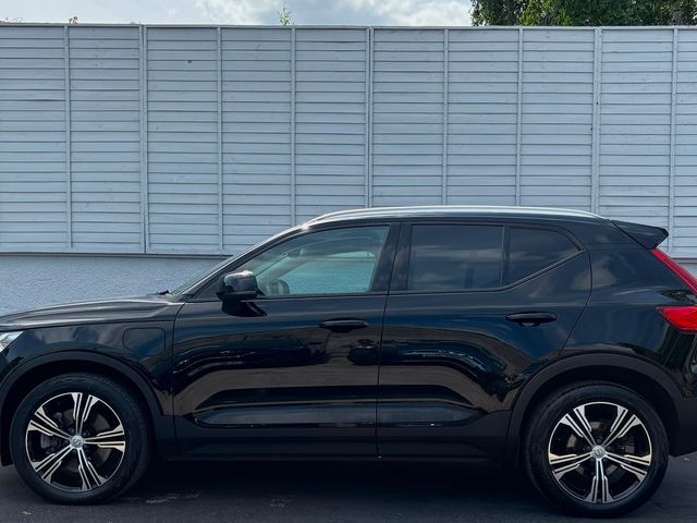 Image for 2022 Volvo XC40 INSCRIPTION / BIG SPEC / T4 RECHARGE / 18" ALLOYS / APPLE / CAMERA / ELECTRIC BOOT LID / NAV / FULL HISTORY / *FINANCE PACKAGES AVAILABLE*